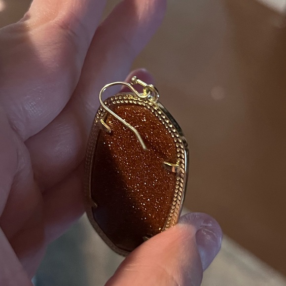 Kendra Scott Earring! - Picture 4 of 4